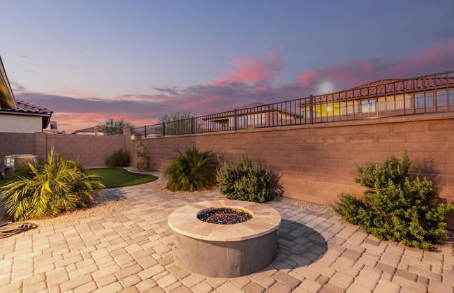 Charming Home in the Desert - Photo 23