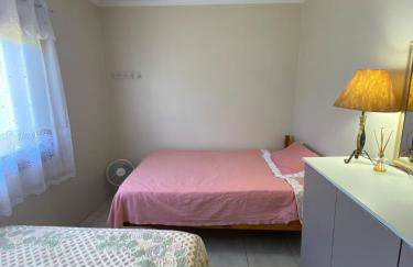 Excelente CASA 2 quadras do mar - Foto 40