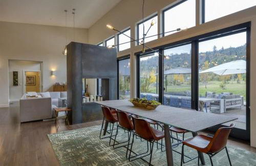 Green Acres - Serene Luxury Wine Country Retreat - Photo 18