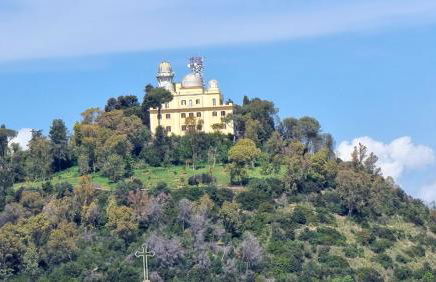 Val's Vatican Wall Apartment - Photo 7