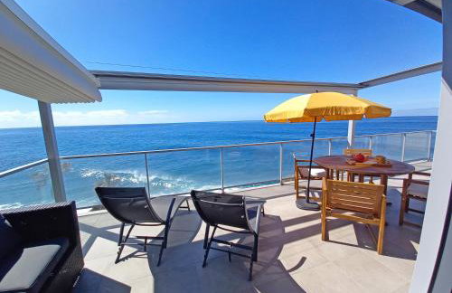 The Wave House - Seaside Haven - Photo 11