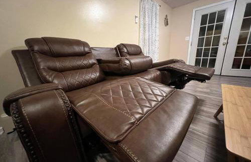 Cottage near Cedar Point and downtown Sandusky - Photo 6