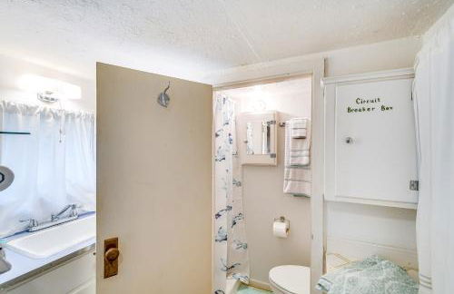 Pet-Friendly Fort McCoy Cabin with Fire Pit! - Foto 20