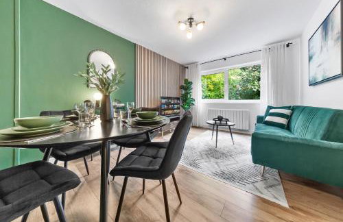 2BR Flat, Free Parking, Close to Airport & Centre - Foto 16