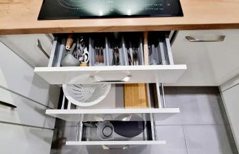 New Modern SelfCheckin PublicFreeParking HighSpeed Wifi KingSizeBed - Foto 38