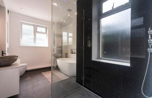 Luxurious Flat with Large Private Terrace - Pass the Keys - Foto 35