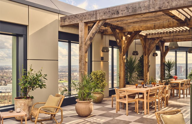 Stunning Two-bedroom Apartment With a Balcony - Foto 33