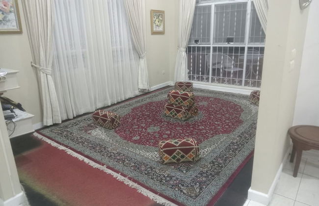 Villa Kota Bunga Camelia - Foto 21