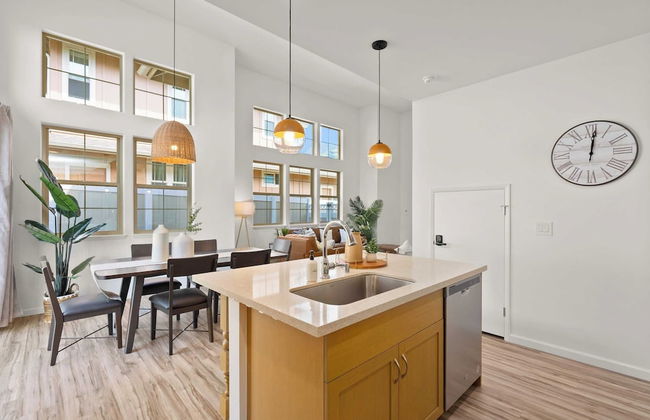 Mauna View by Avantstay 10min to Beach, Backyard - Foto 10