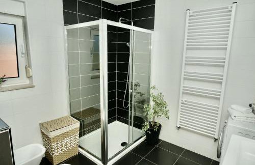 Apartment Mario - with pool - Foto 28