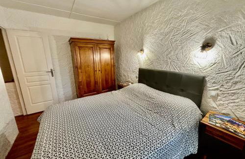 Au coeur des boulevards À 2 pas des chemins de rando - Foto 13