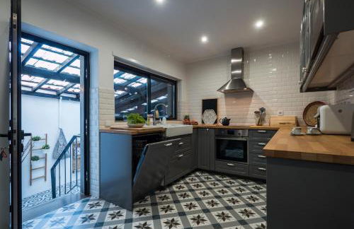 BeGuest Sun & Pool House - Photo 38