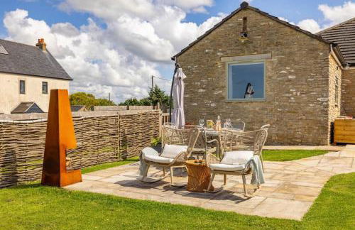 Luxurious Complex: 2 barns together edge of Frome - Photo 42