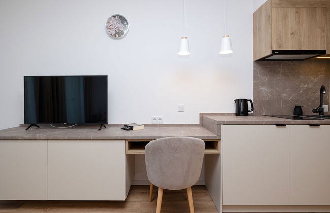 Jantaris Apartments by Renters - Photo 79