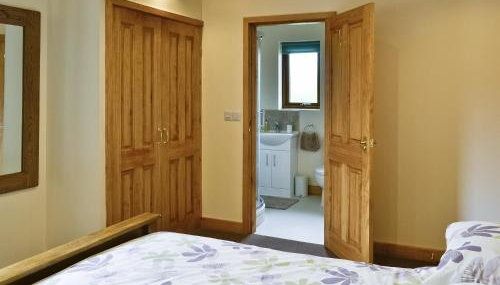 Bulrush Lodge - Photo 5