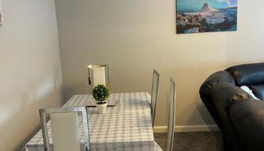 5 minutes to Glasgow airport - Foto 4