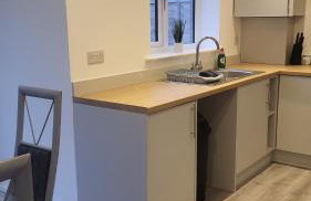 Contemporary 3-Bedroom Home Quiet Rotherham Location with Parking - Foto 17