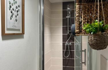 - Nouveau - Bienvenue à Azelma - Cozy et proche de Naval Group - Foto 23