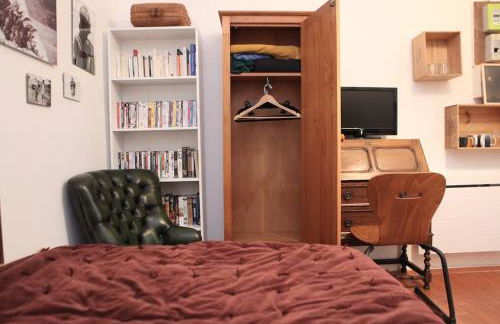 Chic neighborhood charming courtyard studio 7th - Foto 17