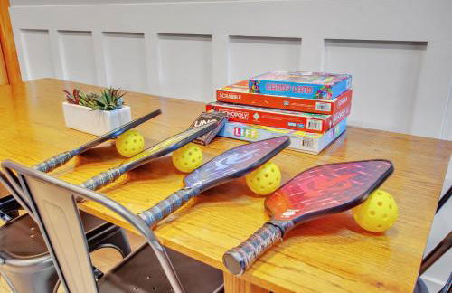 Renovated Ski In Out Condo King Bed Patio Grill - Foto 30