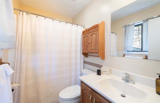 Ash Vale by Avantstay Spacious Deck w Views Ping Pong Table - Foto 23