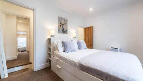 Charming Period Home near Surbiton with Garden - Foto 3