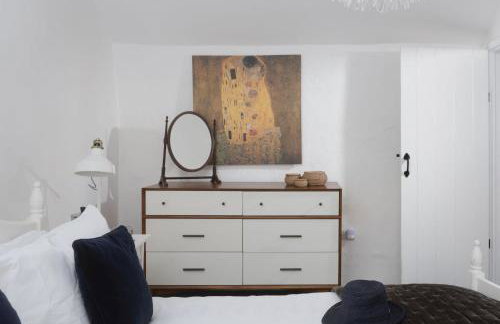 Piskey Cottage, Mousehole - Close to Harbourside - Free WiFi - Free Parking - Photo 23