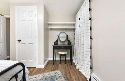 The Bumble Bee Hive 7-Bedroom House w/ Hot Tub - Foto 50