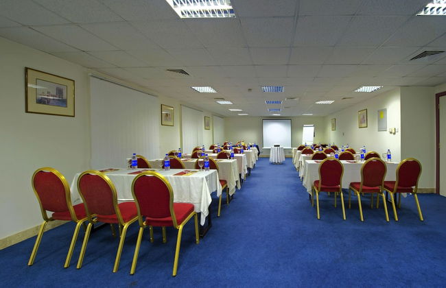 Al Bustan Residence Hotel Apartments - Photo 33