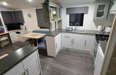 FI005 Loomy Escapes Caravan at St Osyth Beach Essex - Foto 27