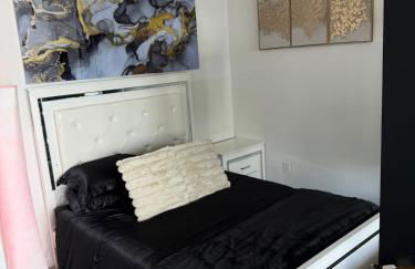 Miami Downtown Brickell Penthouse Studio With Breathtaking Views - Photo 37