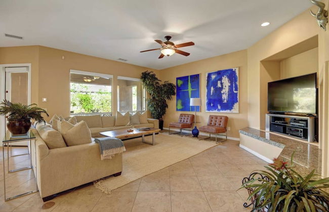 Songbird by Avantstay Pool, Spa & Firepit + Tons of Outdoor Seating - Foto 6