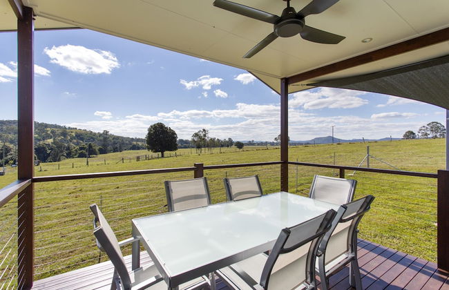 Valley Cabins By The Creek - Photo 17