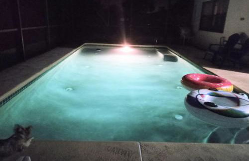 SAND CASTLE-Fun For Big Groups-Walk to Beach, Heated Pool, Lanai - Foto 43