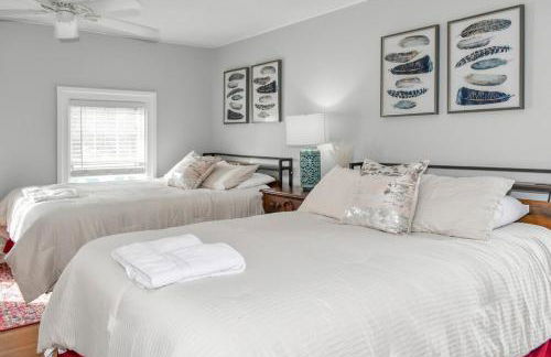 Walk to State park, 6bed,Hot tub & Game room - Foto 12