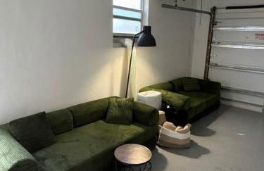 Peaceful retreat with a pool 15 min away beach - Foto 39