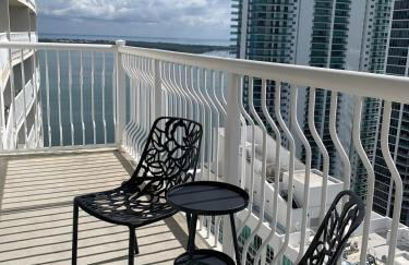 Best views, 2 balconies, 2 bedrooms, pool, gym, parking - Foto 3
