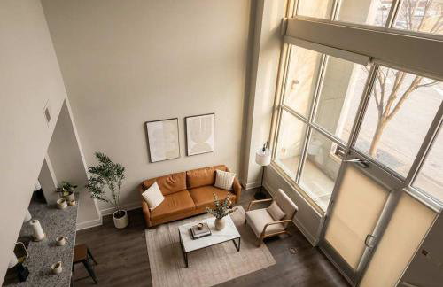 Boulevard Stays Midtown 30ft Ceilings 1BR 01 - Foto 11