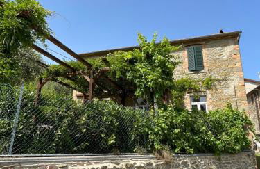 Private Stone Cottage with Starlink & Lake View - Foto 52