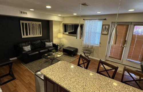 NY - NJ Tennis Suites - Sleeps 40 - 15 Mins to NYC - Foto 18