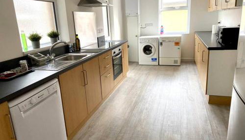 Eden Stay 5 Bedroom House - Foto 5