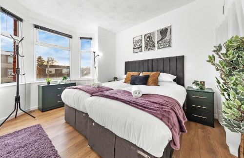 Spacious 3 beds home Close to Southampton GENERAL HOSPITAL - sleep 9 - Free Parking - Pool table - 2 Large TVs - Foto 47