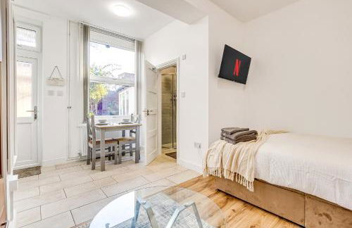 Stunning Studio in heart of LDN with garden - Foto 9