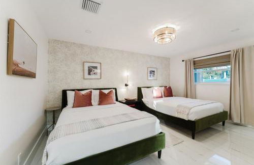 Palms Oasis with Salt Pool Movies Firepit Golf - Photo 66