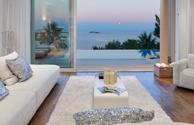 Lavish Villa With Infinity Pool and Views - Foto 25