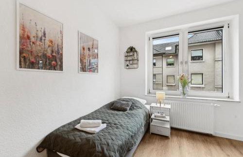 Modern-Netflix-Messe-Veltins Arena-Free Parking - Foto 31