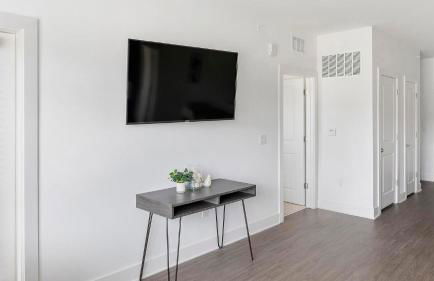 Landing Amazing 3BD Pool Yoga Studio - Photo 69