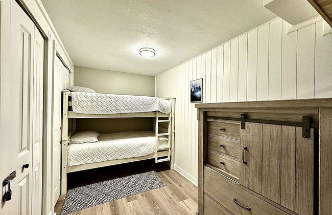 3BDR Home by Torch Lake Sandbar 11931 - Foto 8