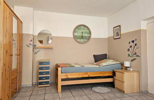 App-O1-2-3-Personen-23km-bis-Frankfurt-Nord - Foto 7