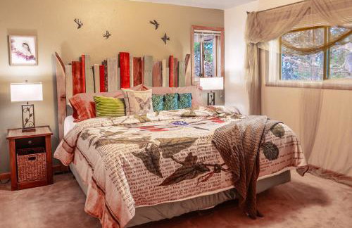 Hot Tub & Game Room in Large Ocean Front Home! Second Story - Foto 15